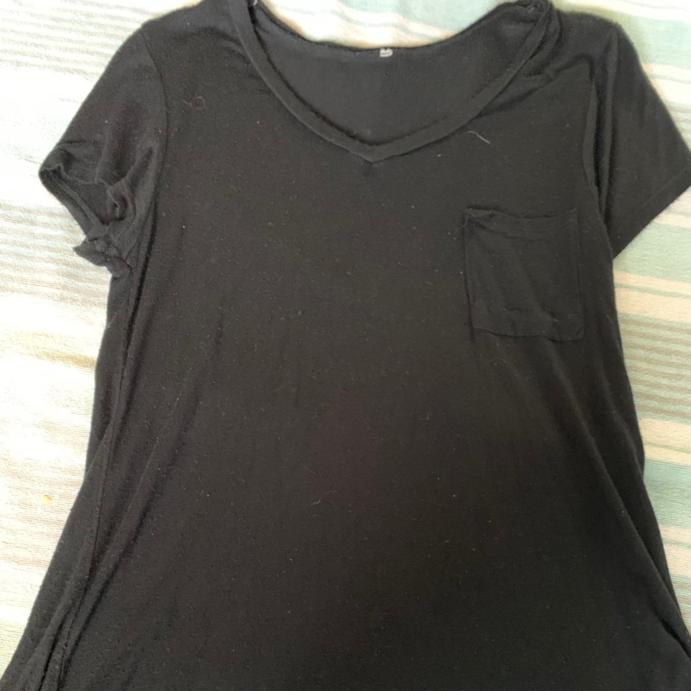 T- shirt